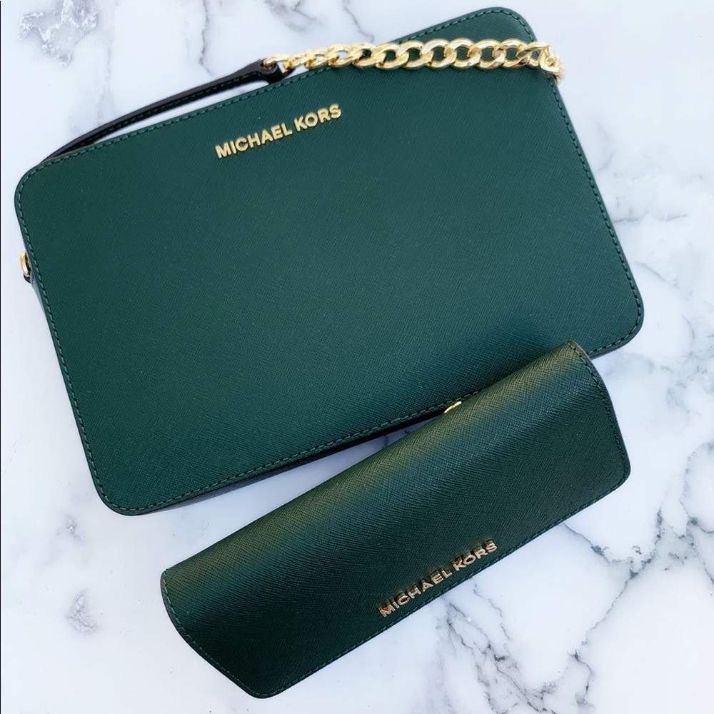 👜💕Michael Kors Crossbody &Wallet SET - Picture 6 of 8